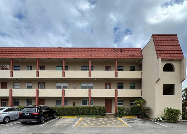 Property at 8020 N Sunrise Lakes Dr #112, Sunrise, FL 33322, 2 beds, 2 baths