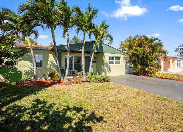 Property at 5233 NE 4th Ave, Oakland Park, FL 33334, 3 beds, 2 baths