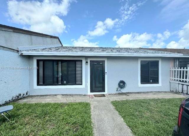 Property at 4411 NW 185th St #4411, Miami Gardens, FL 33055, 2 beds, 2 baths