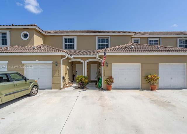 Property at 12006 SW 2nd St, Pembroke Pines, FL 33025, 2 beds, 2.5 baths