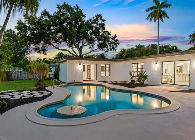 Property at 885 Azalea Ct, Plantation, FL 33317, 4 beds, 3 baths