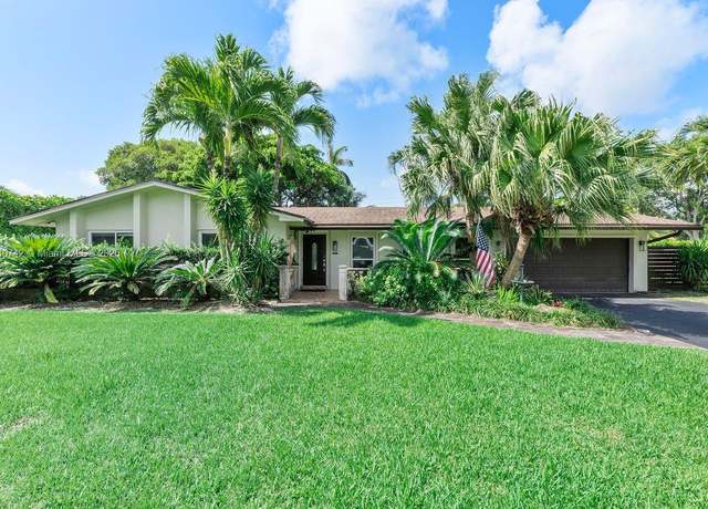 Property at 8740 SW 183rd Ter, Palmetto Bay, FL 33157, 4 beds, 3 baths