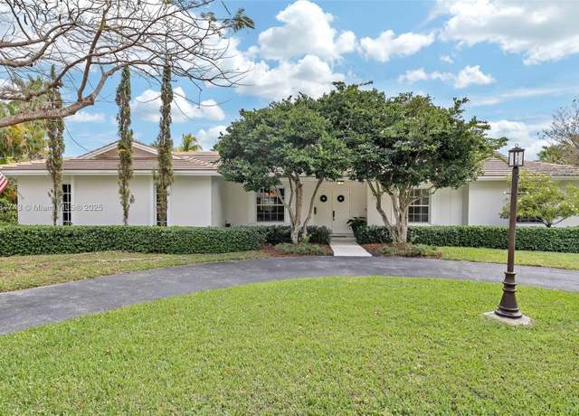 Property at 15801 SW 77th Ct, Palmetto Bay, FL 33157, 4 beds, 2.5 baths