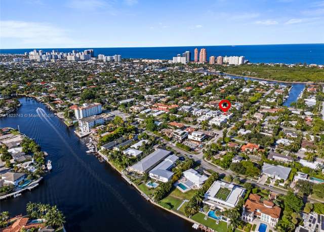 Property at 2515 NE 18th St, Fort Lauderdale, FL 33305, 3 beds, 3.5 baths