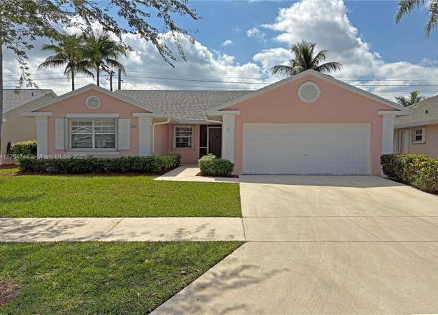 Property at 2580 SE 7th Pl, Homestead, FL 33033, 3 beds, 2 baths