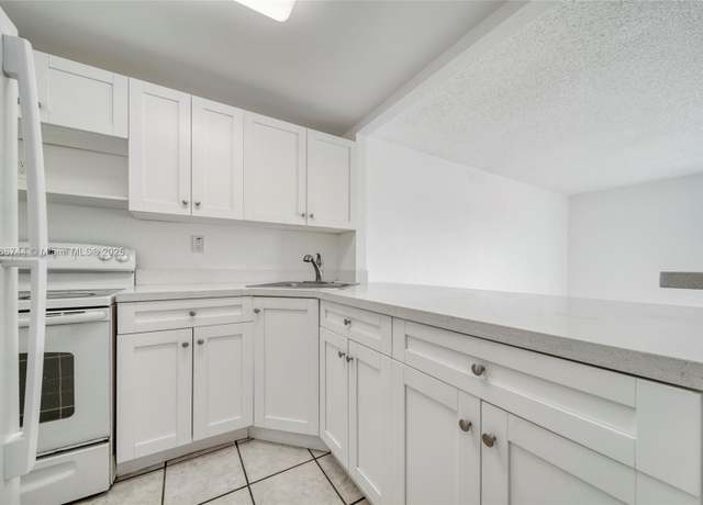 Property at 801 NW 47th Ave Unit 515W, Miami, FL 33126, 1 bed, 1 bath
