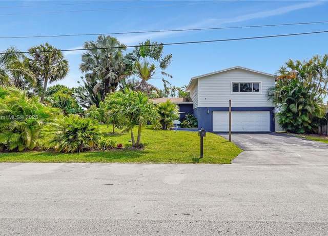 Property at 2700 SW 34th Ave, Fort Lauderdale, FL 33312, 3 beds, 2 baths