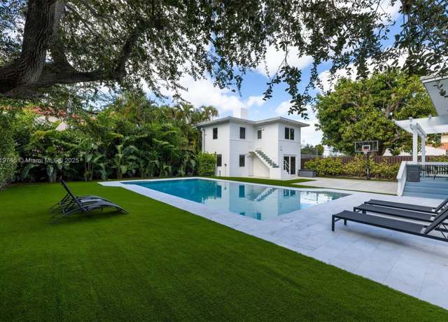 Property at 4340 Pine Tree Dr, Miami Beach, FL 33140, 5 beds, 5 baths