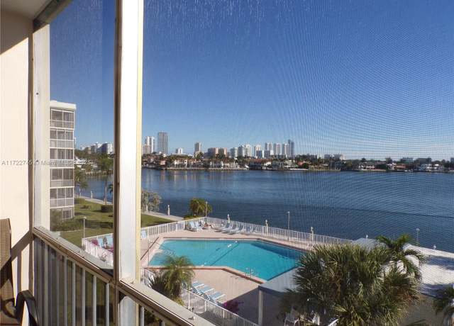 Property at 3010 Marcos Dr Unit R412, Aventura, FL 33160, 1 bed, 1 bath