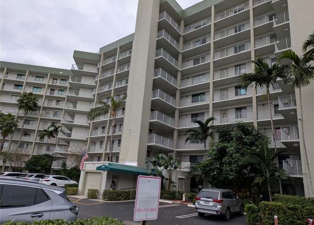 Property at 2334 S Cypress Bend Dr #602, Pompano Beach, FL 33069, 2 beds, 2 baths