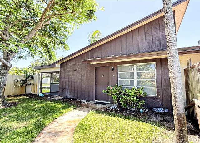 Property at 3200 NW 5th Ter #8, Pompano Beach, FL 33064, 2 beds, 1 bath
