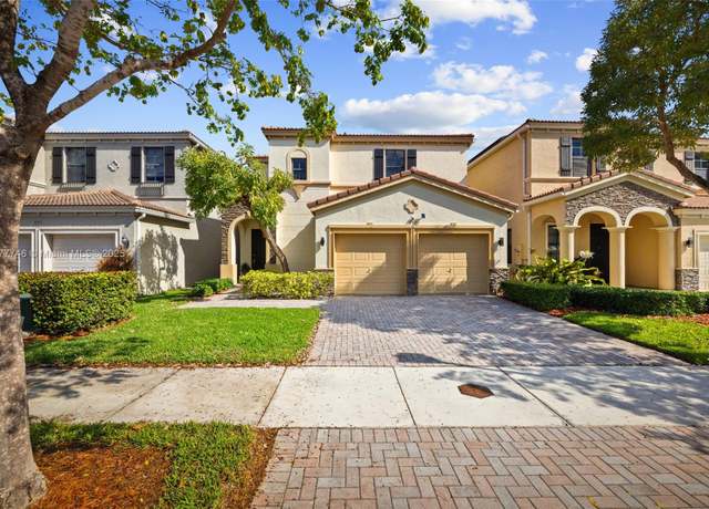 Property at 697 NE 193rd Ter, Miami, FL 33179, 4 beds, 2.5 baths