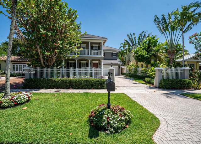 Property at 920 SE 6th St, Fort Lauderdale, FL 33301, 5 beds, 4 baths
