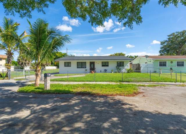 Property at 7100 Mcclellan St, Hollywood, FL 33024, 3 beds, 2 baths