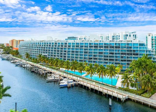 Property at 2950 NE 188th St #302, Aventura, FL 33180, 2 beds, 3 baths