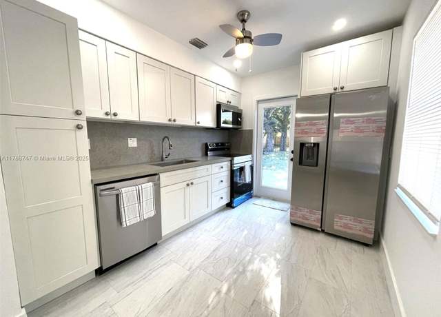 Property at 1429 NW 5th Ave, Fort Lauderdale, FL 33311, 2 beds, 1 bath