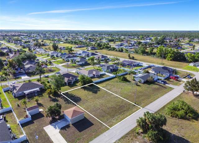 Property at 2424 NE 22nd Pl, Cape Coral, FL 33909