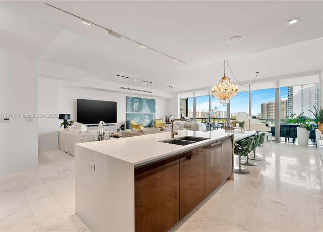 Property at 3300 NE 188th St #909, Aventura, FL 33180, 4 beds, 5.5 baths