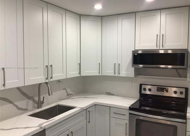 Property at 4401 NW 41st St #109, Lauderdale Lakes, FL 33319, 2 beds, 2 baths