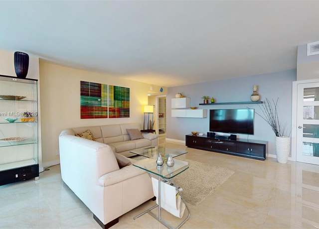 Property at 1912 S Ocean Dr Unit 12C, Hallandale Beach, FL 33009, 1 bed, 2 baths