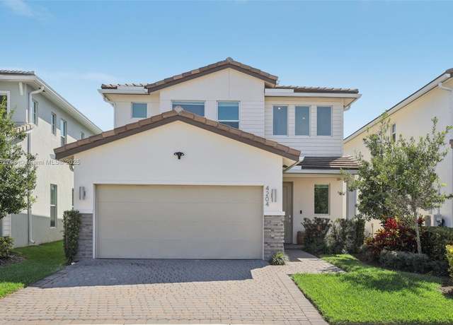 Property at 4204 Veleiros Ave, Deerfield Beach, FL 33064, 3 beds, 2.5 baths