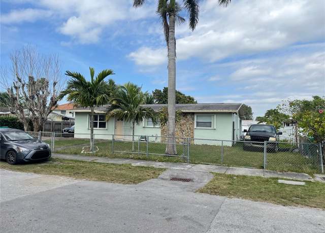 Property at 14521 SW 294th St, Homestead, FL 33033, 3 beds, 2 baths