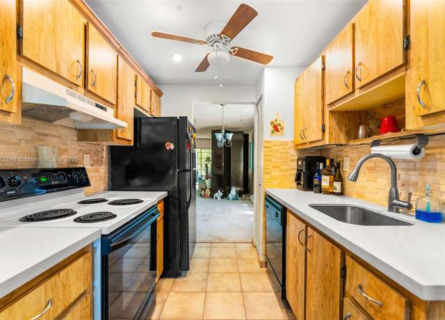 Property at 8305 NW 61st St Unit C215, Tamarac, FL 33321, 2 beds, 1.5 baths