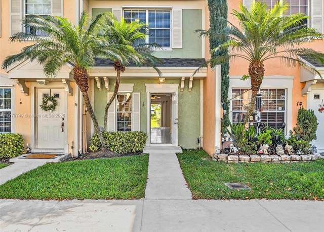 Property at 12 Simonton Cir #12, Weston, FL 33326, 2 beds, 1 bath