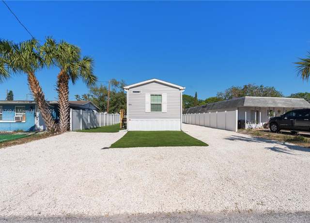 Property at 13024 Dania, Hudson, FL 34667, 2 beds, 2 baths
