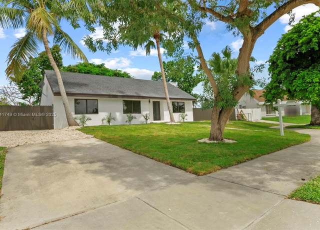 Property at 20620 SW 120th Pl, Miami, FL 33177, 3 beds, 2 baths
