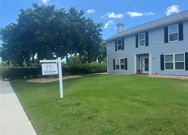 Property at 1770 E Dogwood, Marco Island, FL 34145, 3 beds, 2.5 baths