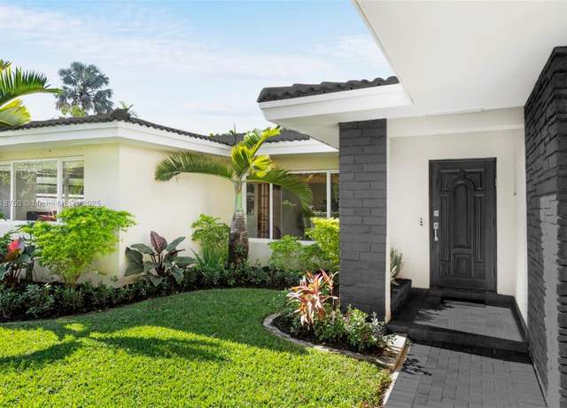 Property at 6140 Pine Tree Dr, Miami Beach, FL 33140, 4 beds, 3 baths