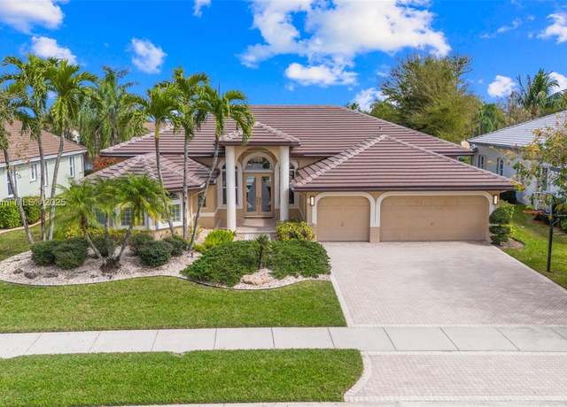Property at 5135 Kensington Cir, Coral Springs, FL 33076, 5 beds, 3 baths