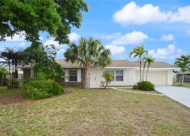 Property at 104 W Palmetto Rd, Lake Worth, FL 33467, 3 beds, 2 baths