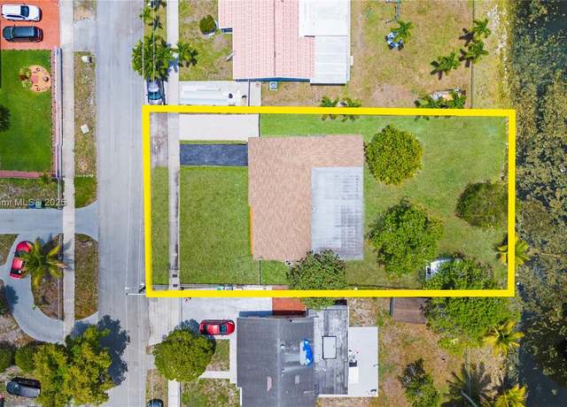 Property at 18011 NW 48th Pl, Miami Gardens, FL 33055, 5 beds, 2 baths