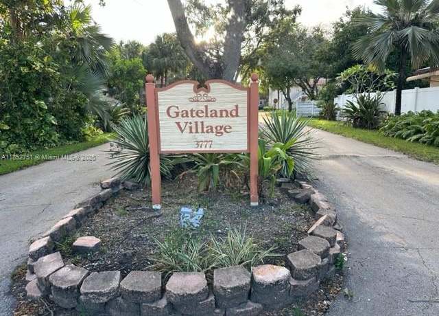 Property at 3777 NW 78th Ave Unit 1G, Davie, FL 33024, 2 beds, 1.5 baths