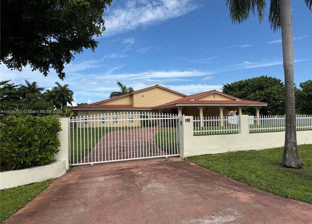 Property at 400 NW 128th Ave, Miami, FL 33182, 5 beds, 4 baths