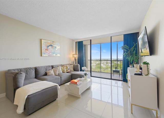 Property at 20335 W Country Club Dr #1402, Aventura, FL 33180, 2 beds, 2 baths