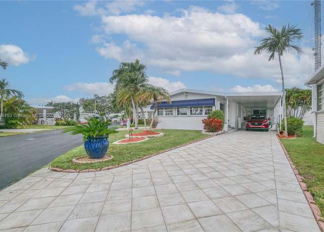 Property at 4901 SW 28th Ct, Pembroke Park, FL 33023, 2 beds, 2 baths