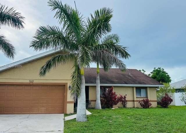 Property at 3506 Country Clb, Cape Coral, FL 33904, 3 beds, 2 baths