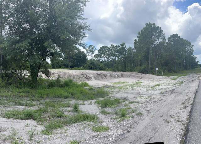 Property at 260 Grant Blvd, Lehigh Acres, FL 33974