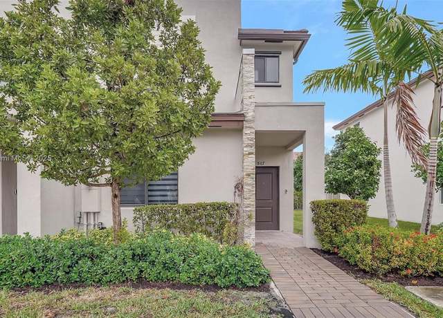 Property at 867 NE 211th St, Miami, FL 33179, 3 beds, 3 baths