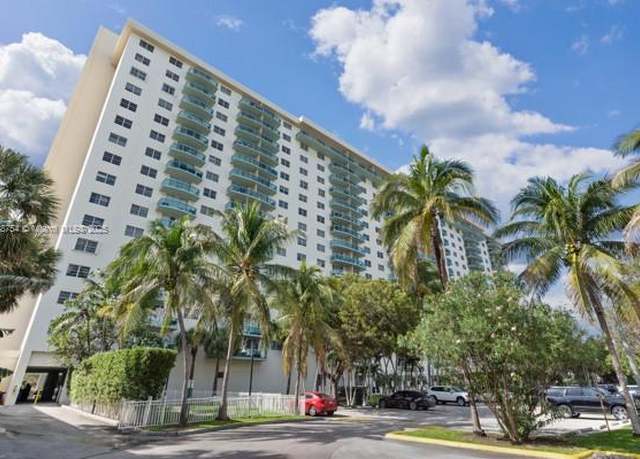 Property at 19390 Collins Ave #817, Sunny Isles Beach, FL 33160, 1 bed, 1 bath