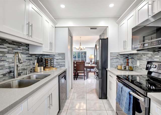 Property at 900 SW 125th Way Unit 312R, Pembroke Pines, FL 33027, 2 beds, 2 baths
