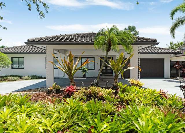 Property at 14352 SW 18th St, Miami, FL 33175, 4 beds, 3 baths