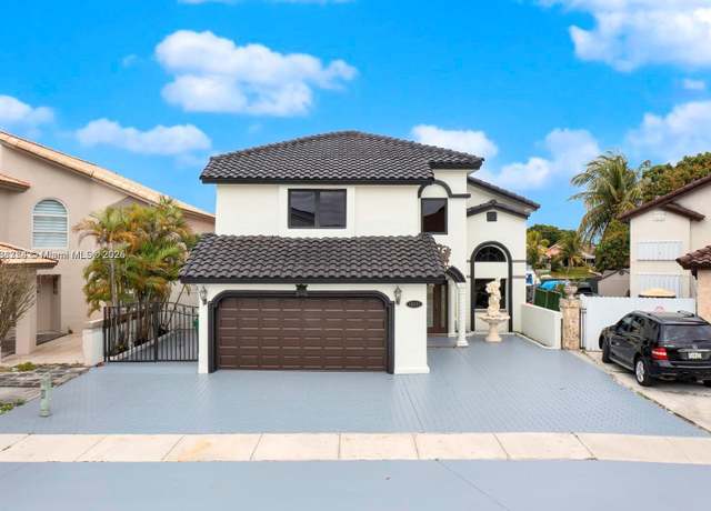 Property at 15331 SW 59th St, Miami, FL 33193, 4 beds, 3.5 baths