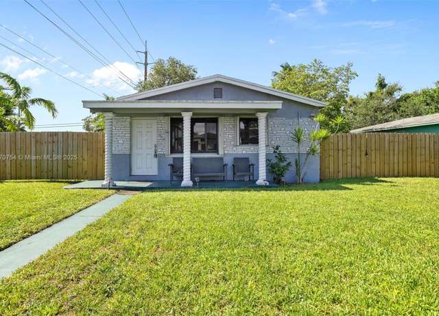 Property at 4000 SW 28th St, West Park, FL 33023, 2 beds, 1 bath