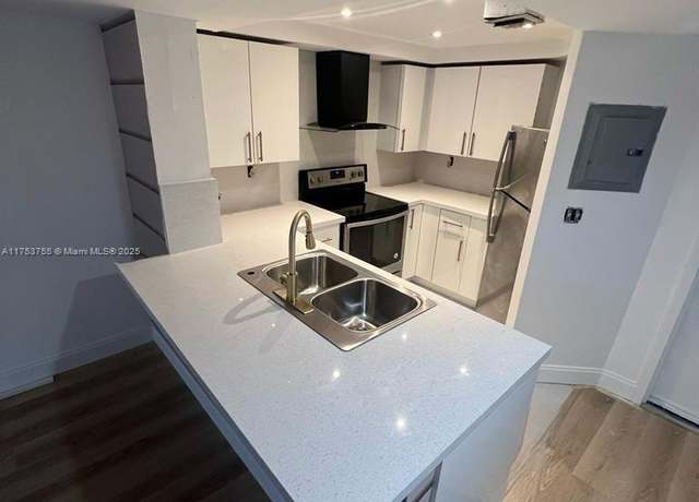 Property at 8305 SW 152nd Ave Unit A-114, Miami, FL 33193, 2 beds, 1 bath