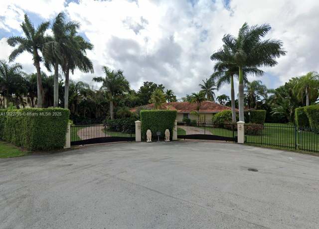 Property at 7080 SW 98th Ave, Miami, FL 33173, 5 beds, 3 baths