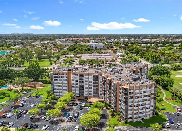 Property at 1100 Saint Charles Pl #219, Pembroke Pines, FL 33026, 2 beds, 2 baths